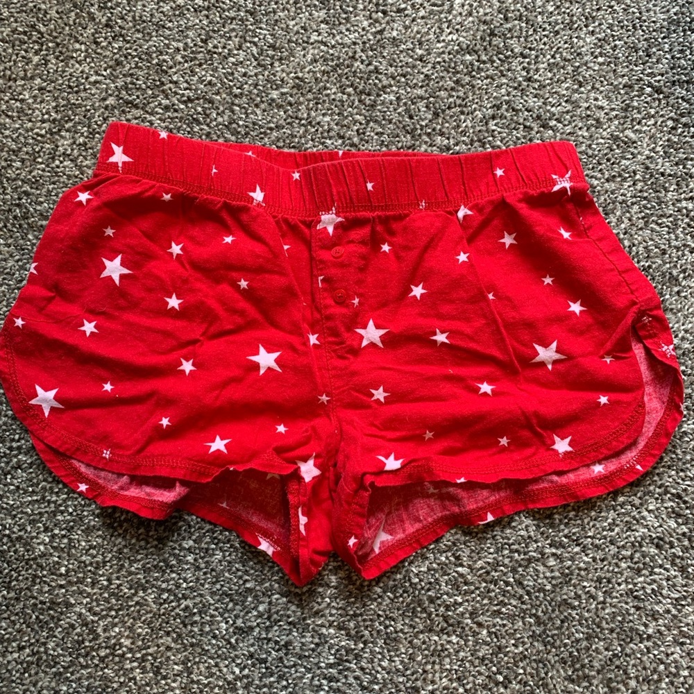 Xs short booty shorts.